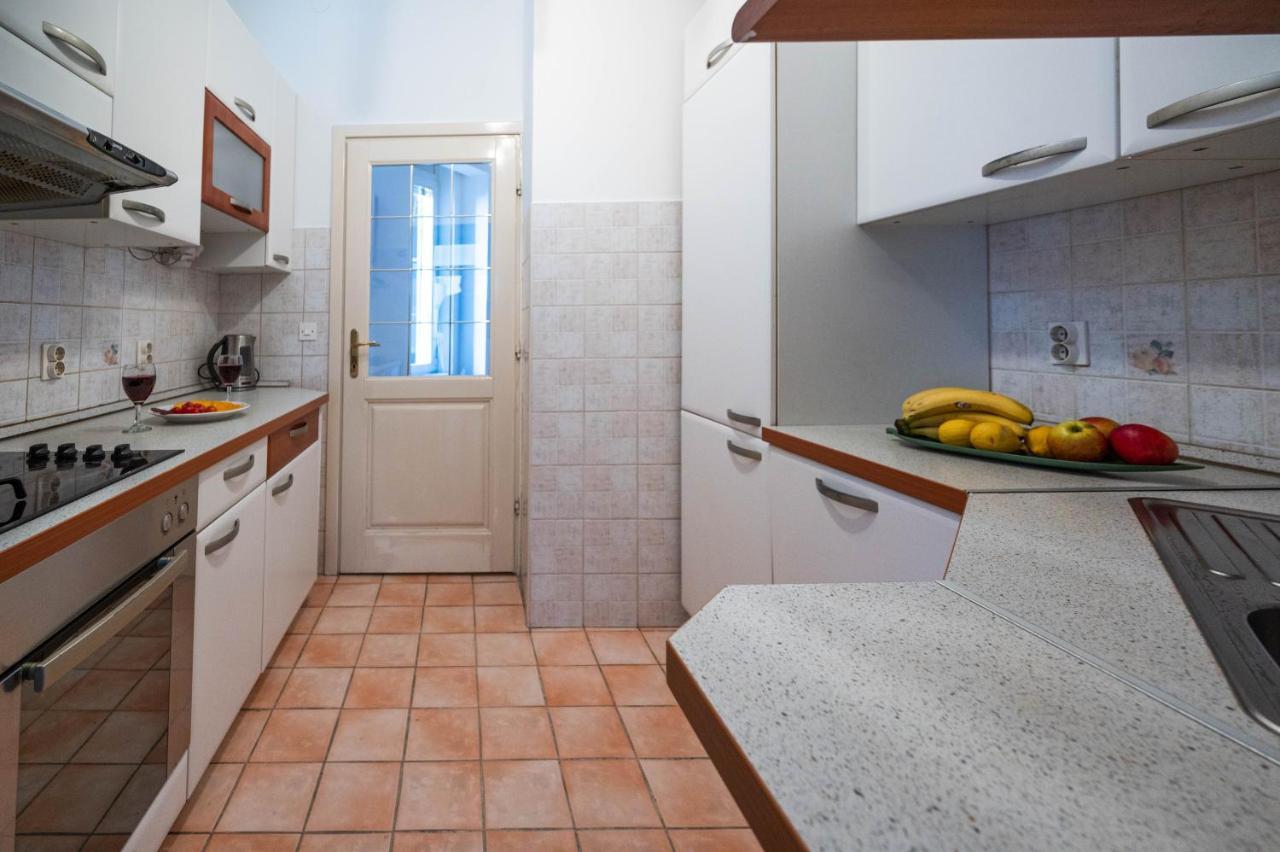 Bright And Modern 1Bdr Apartment In The Center Saraybosna Dış mekan fotoğraf